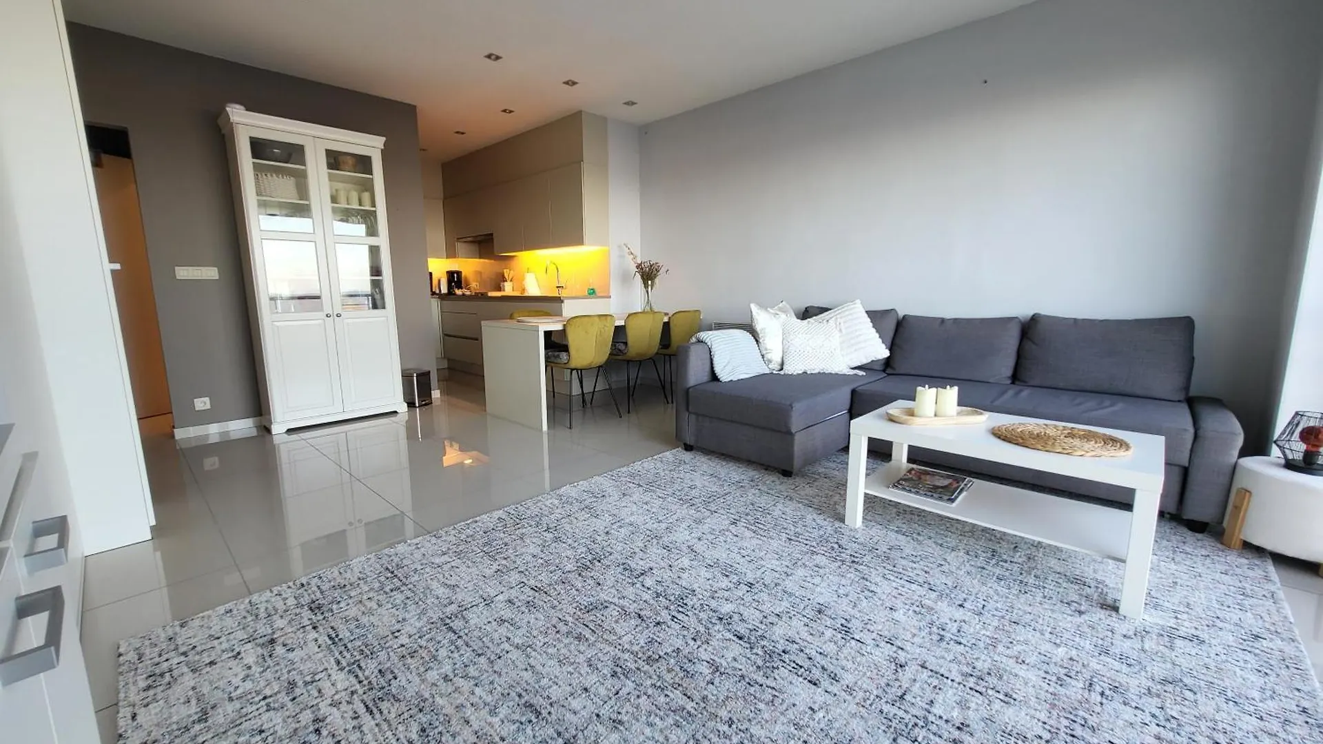 Appartement 'Aurore' - Romantic Studio With Seaview Oostende België