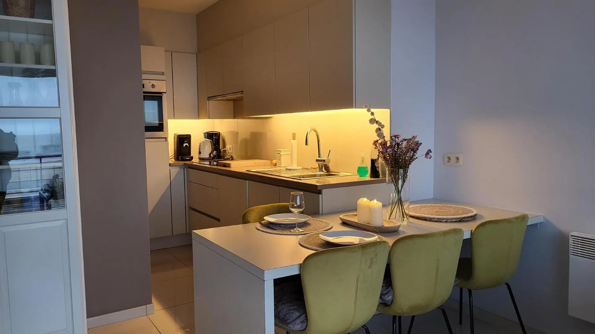 'Aurore' - Romantic Studio With Seaview Oostende 0*,