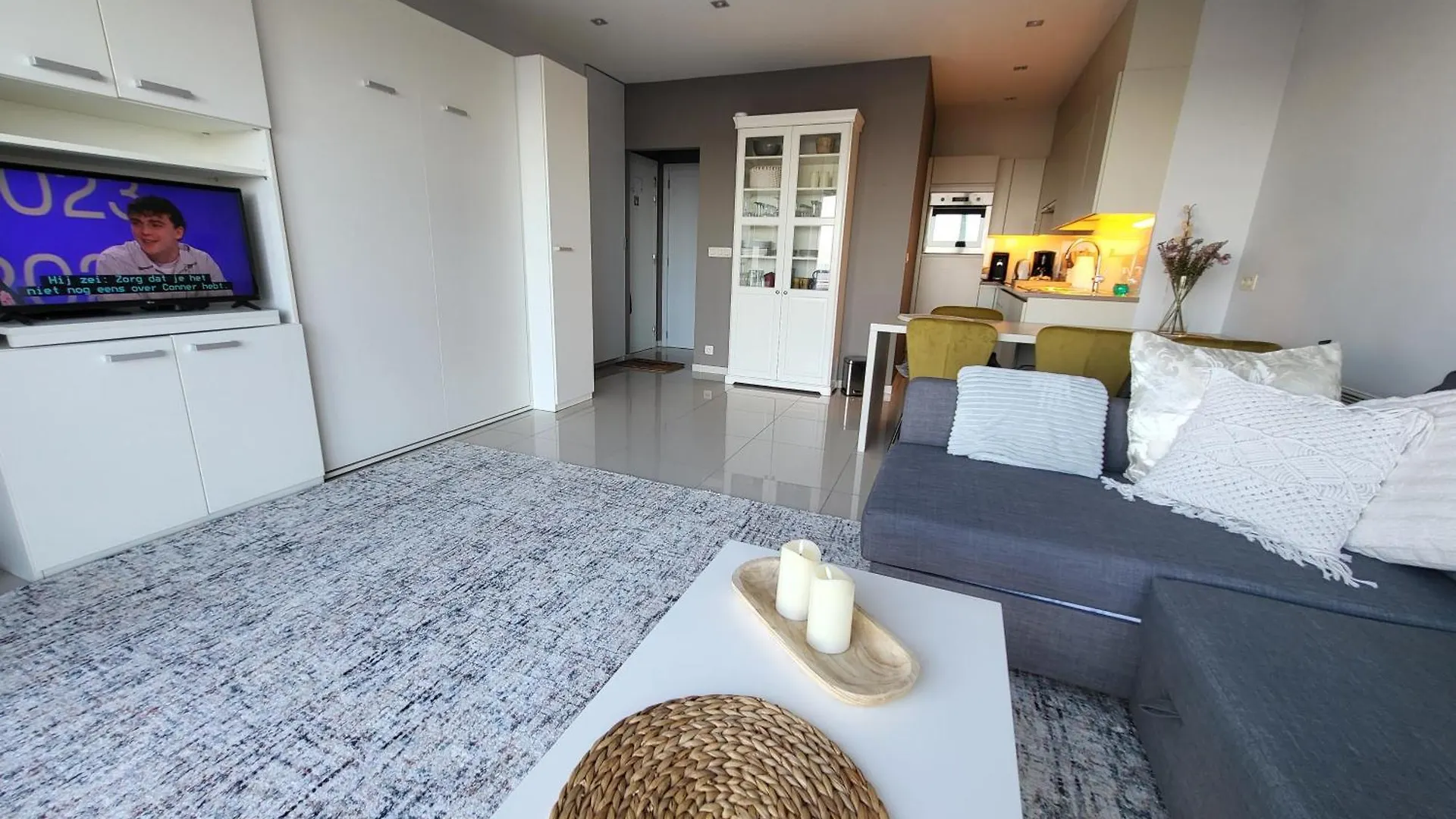 Appartement 'Aurore' - Romantic Studio With Seaview Oostende